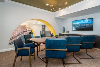skytop apartments